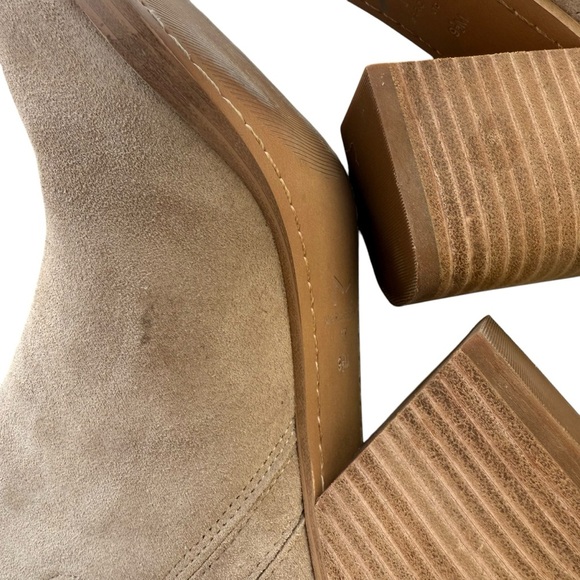 MARC FISHER OSHAY SUEDE LEATHER WESTERN BOOTIES NUDE SZ 9.5 chic boho country - Picture 8 of 9